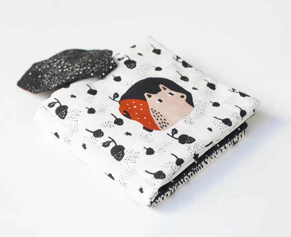 Wee Gallery Peek-a-boo Forest Book